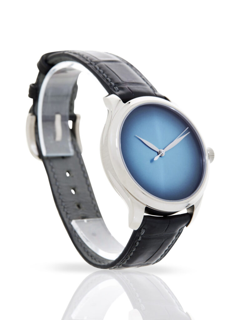 H.Moser & Cie. Endeavour Centre Seconds Concept Funky Blue Fume 1200-0215 - image 1