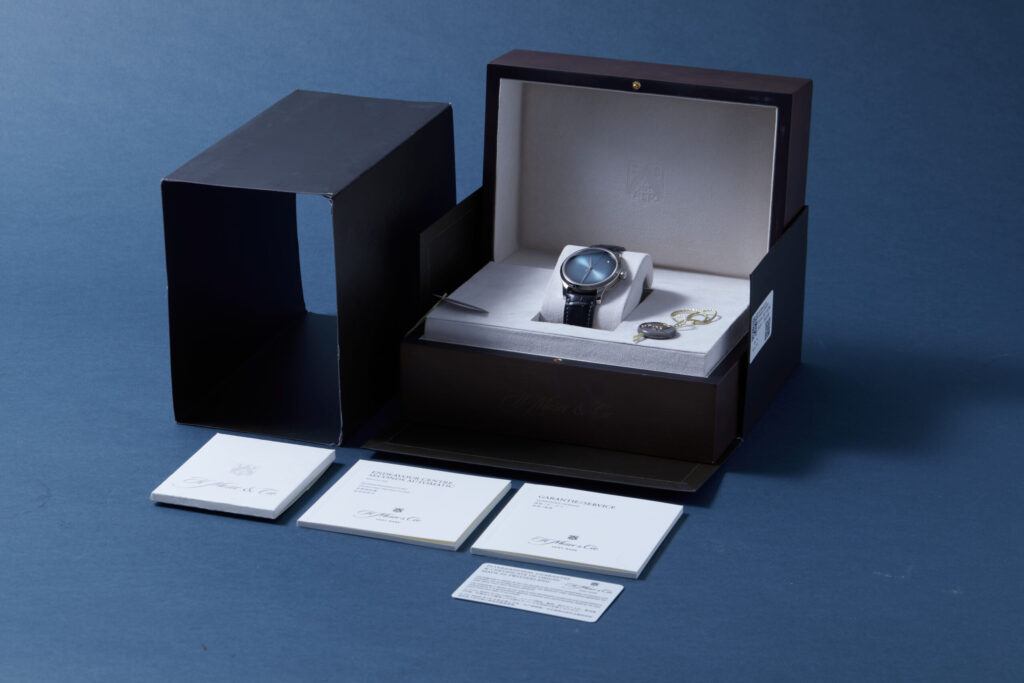 H.Moser & Cie. Endeavour Centre Seconds Concept Funky Blue Fume 1200-0215 - image 6