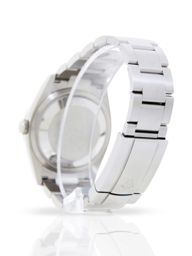 Rolex Oyster Perpetual 36 126000 - image 2