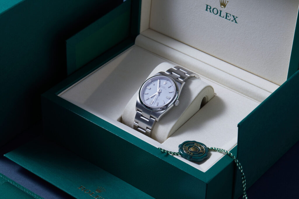 Rolex Oyster Perpetual 36 126000 - image 4