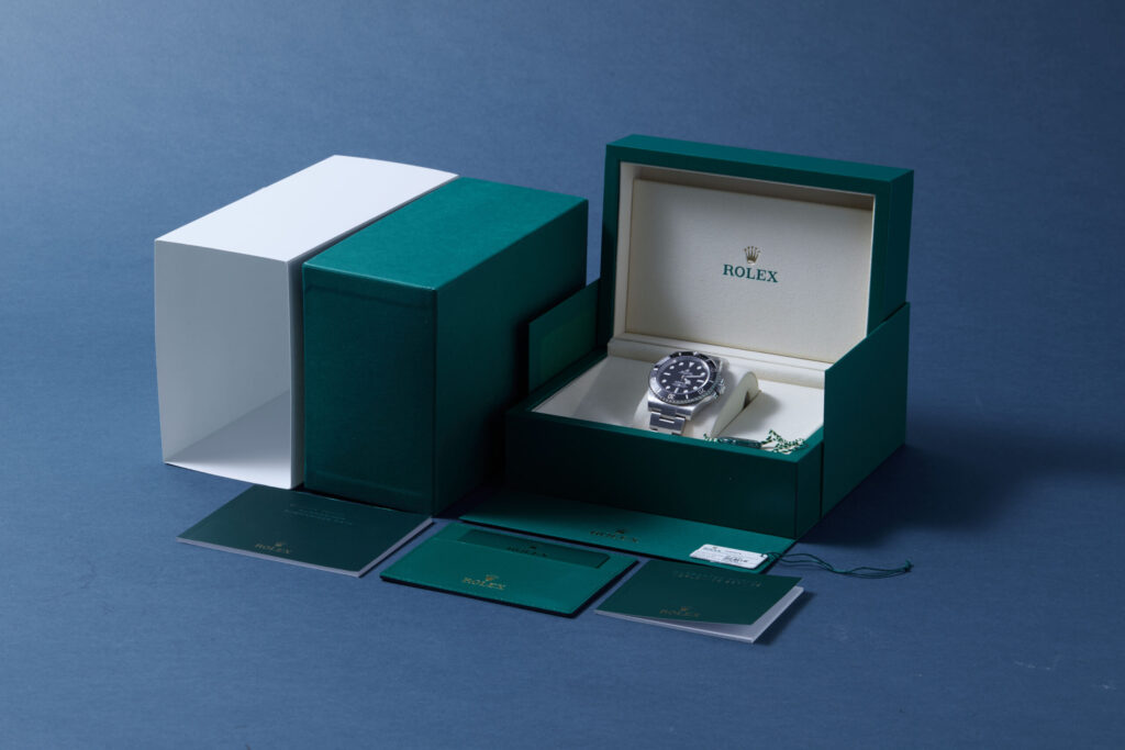 Rolex Submariner Non-Date 124060 - image 6