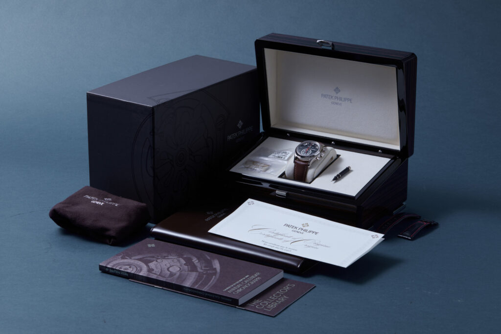 Patek Philippe Annual Calendar Chrono 5960/01G-001 - image 6