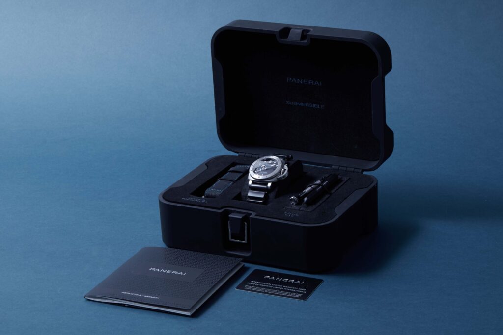 Panerai Submersible PAM00973 - image 6