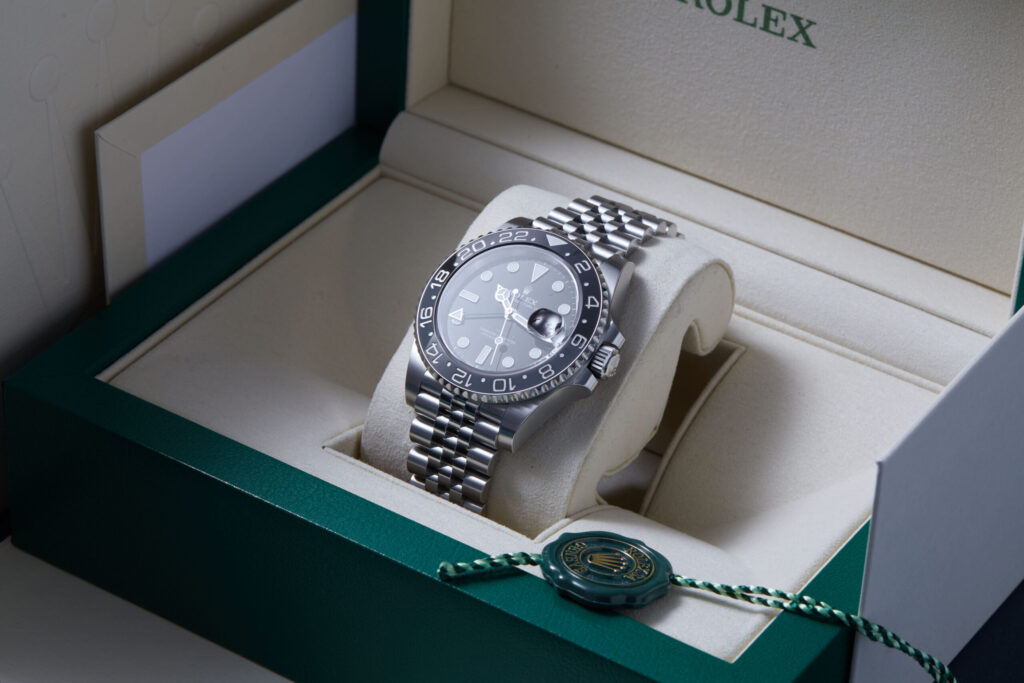 Rolex GMT-Master II 126710GRNR 'Bruce Wayne' - image 3