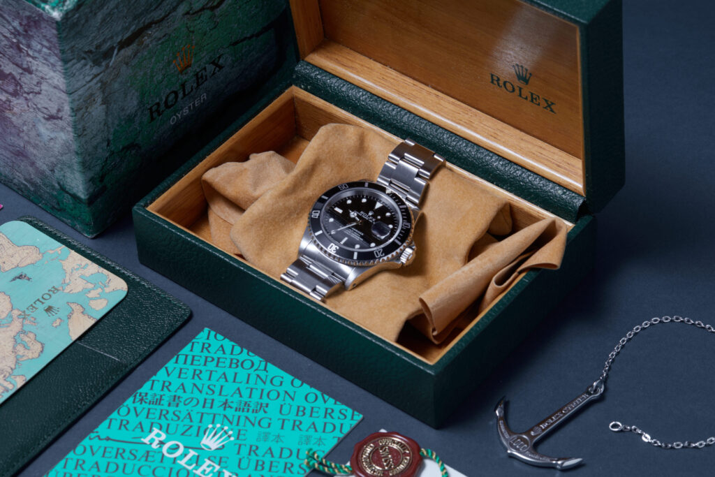 Rolex Submariner Date 16610 - image 4