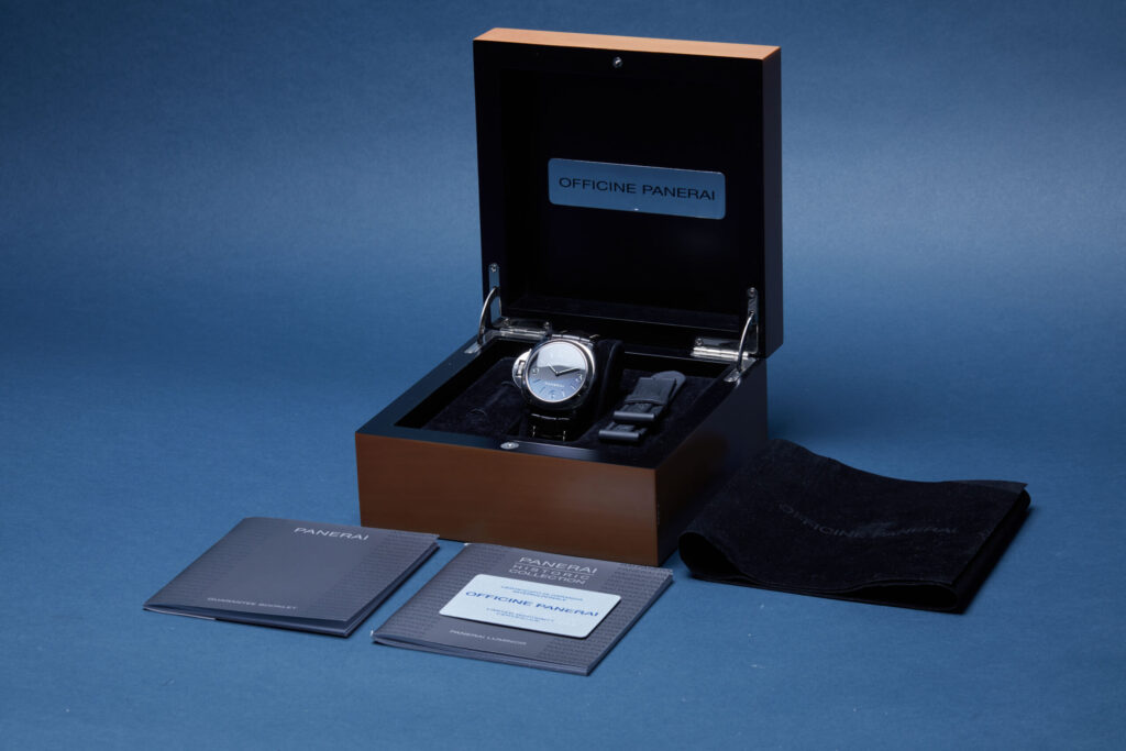 Panerai Luminor Base PAM00219 - image 6