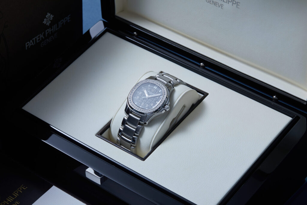 Patek Philippe Aquanaut 5087/1A-001 - image 4