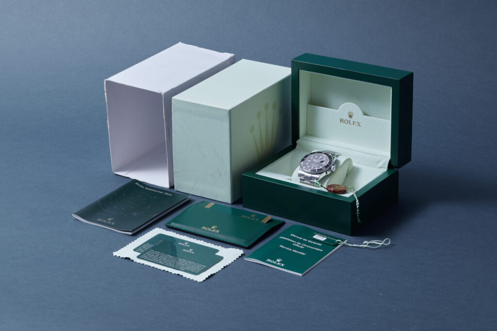 Rolex Submariner Date 116610LN - image 6