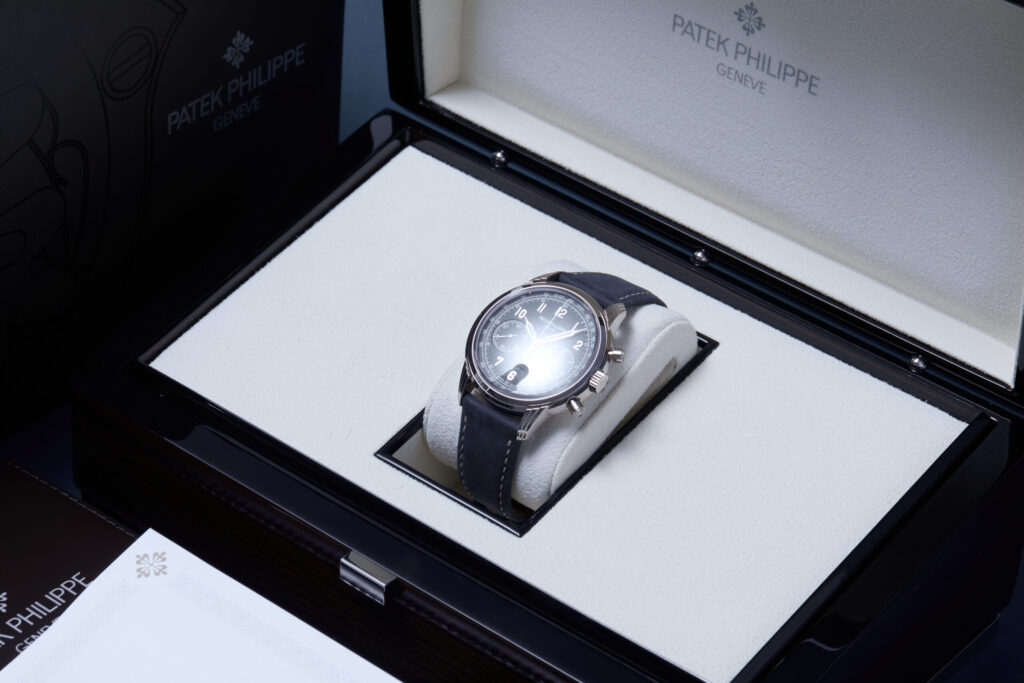 Patek Philippe Complications 5172G-001 - image 4