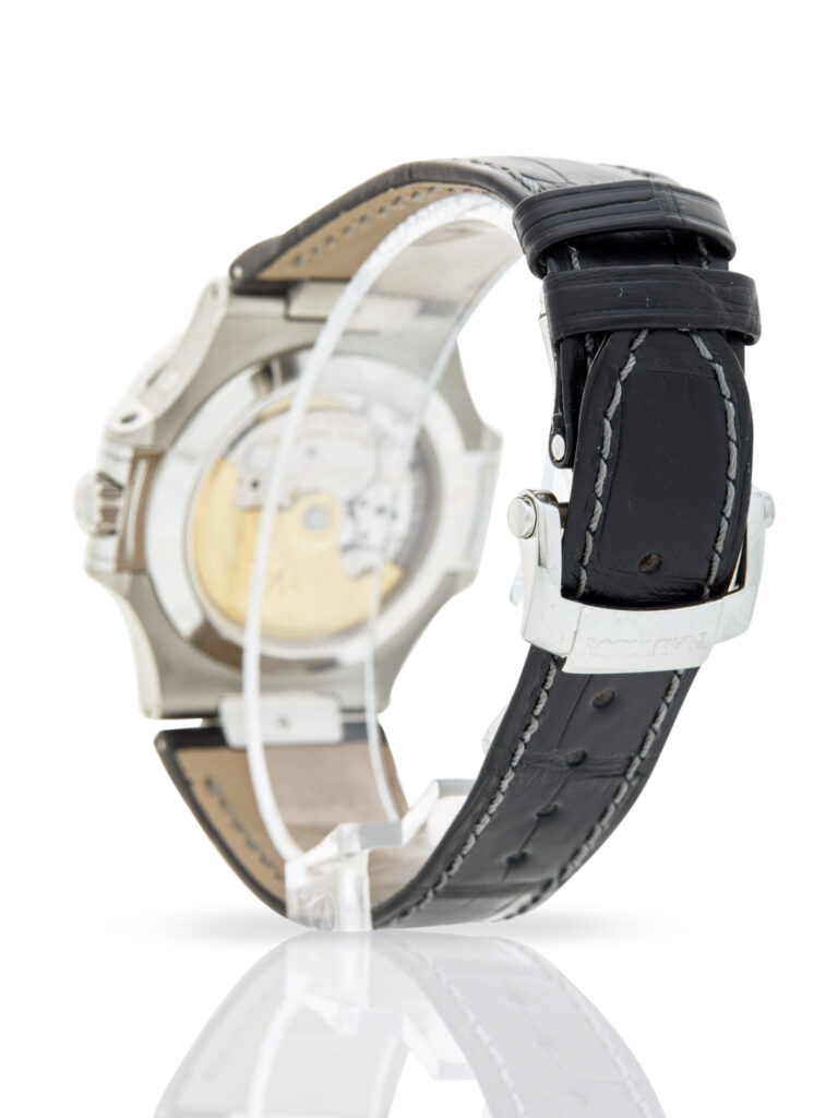 Patek Philippe Nautilus 5726A-001 - image 2