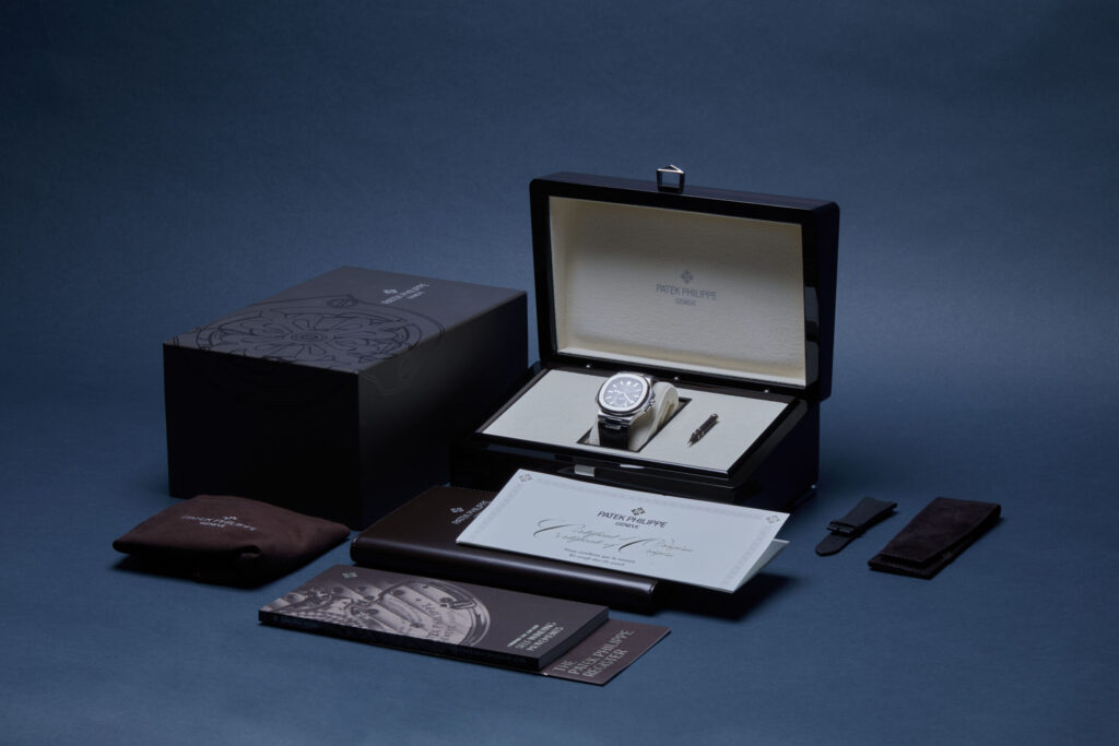 Patek Philippe Nautilus 5726A-001 - image 5
