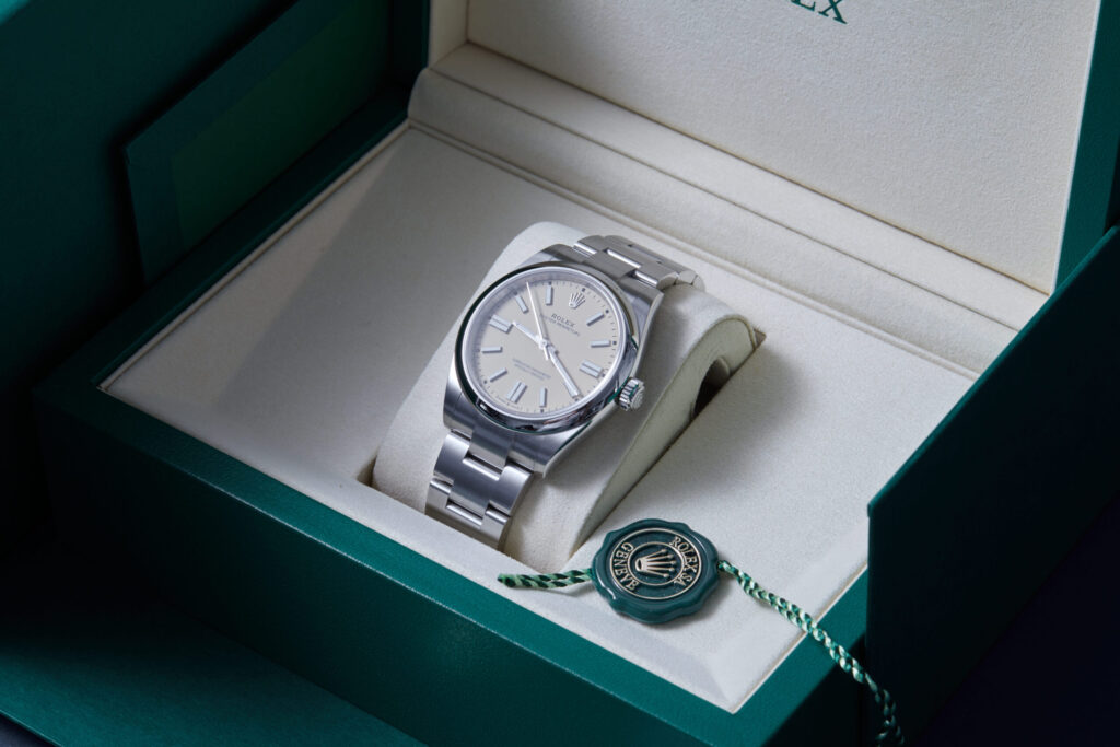 Rolex Oyster Perpetual 41 134300 - image 4