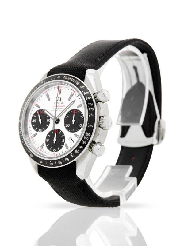 Omega Speedmaster Date 323.32.40.40.04.001