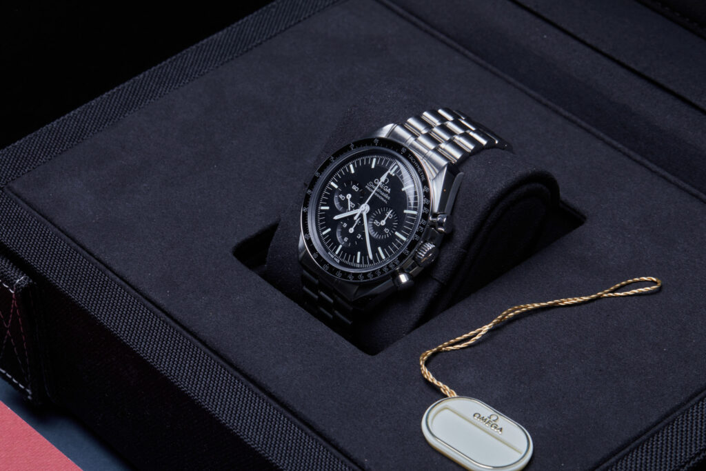 Omega Speedmaster Moonwatch 310.30.42.50.01.001 - image 4