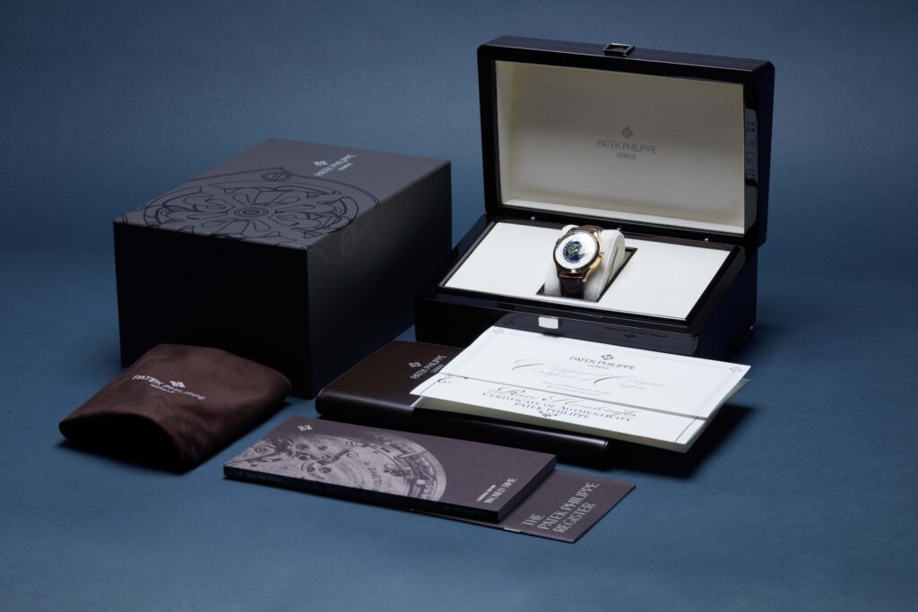 Patek Philippe World Time 5231J-001 - image 6