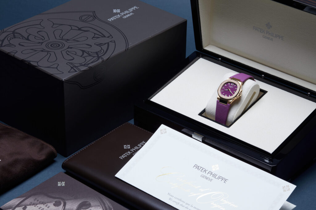 Patek Philippe Nautilus 7010R-013 - image 5