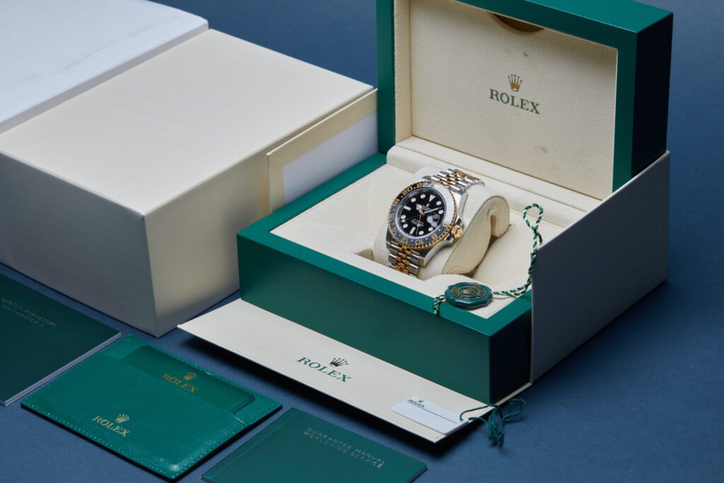 Rolex GMT-Master II 126713GRNR - image 5