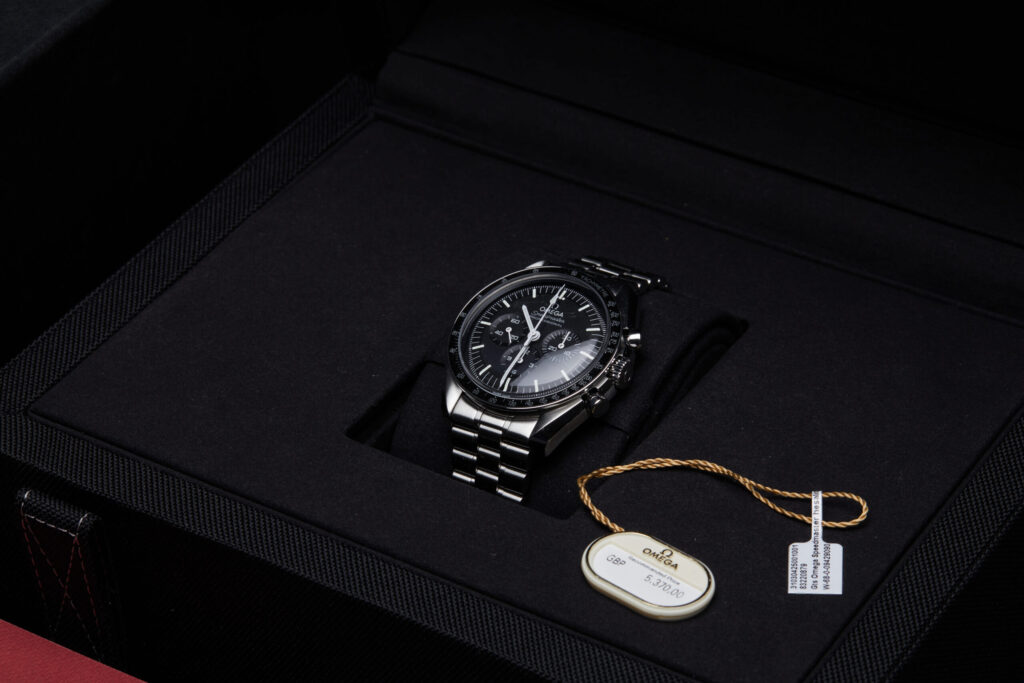 Omega Speedmaster Moonwatch 310.30.42.50.01.001 - image 4
