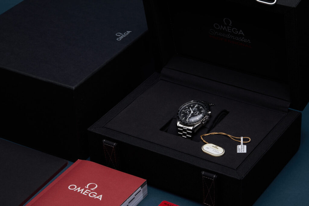 Omega Speedmaster Moonwatch 310.30.42.50.01.001 - image 5