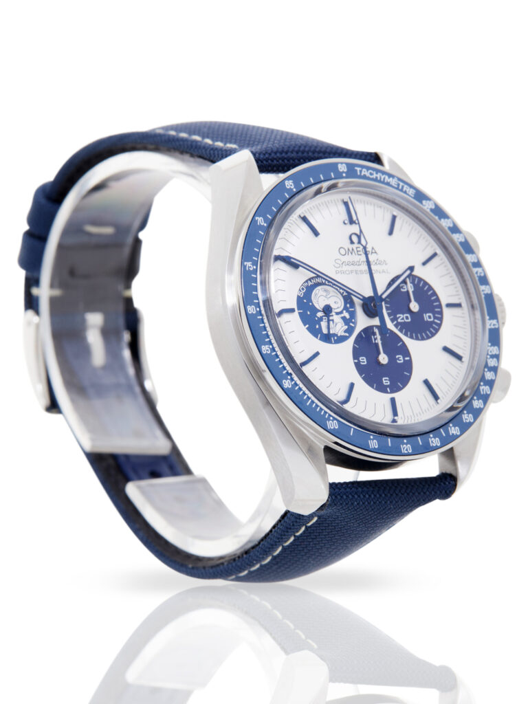 Omega Speedmaster 310.32.42.50.02.001 “Silver Snoopy Award” - image 1