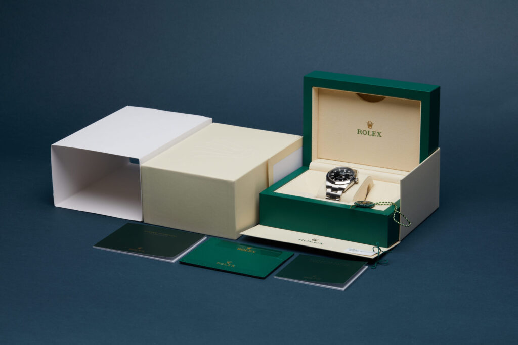 Rolex Explorer 39 214270 - image 6