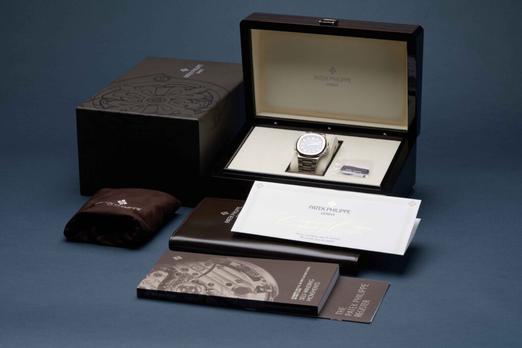 Patek Philippe Nautilus 5811/1G-001 - Bloombar Watches