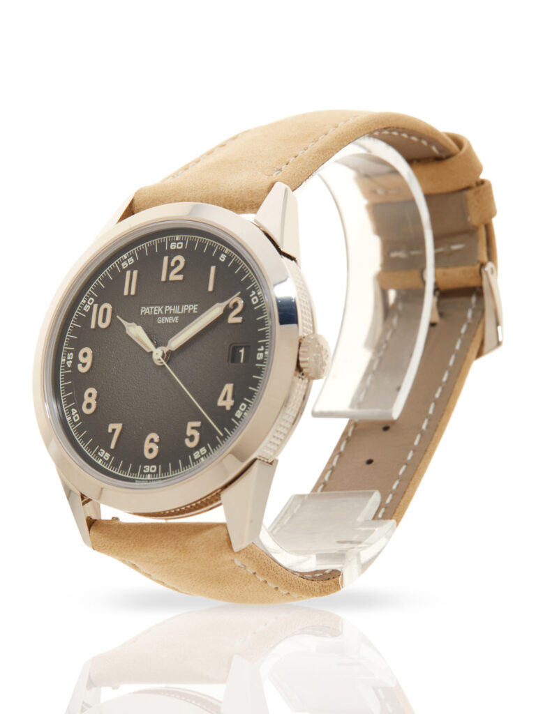 Patek Philippe Calatrava 5226G-001 - image 0